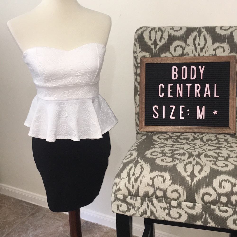 Body Central dress sleeveless‎ black and white med